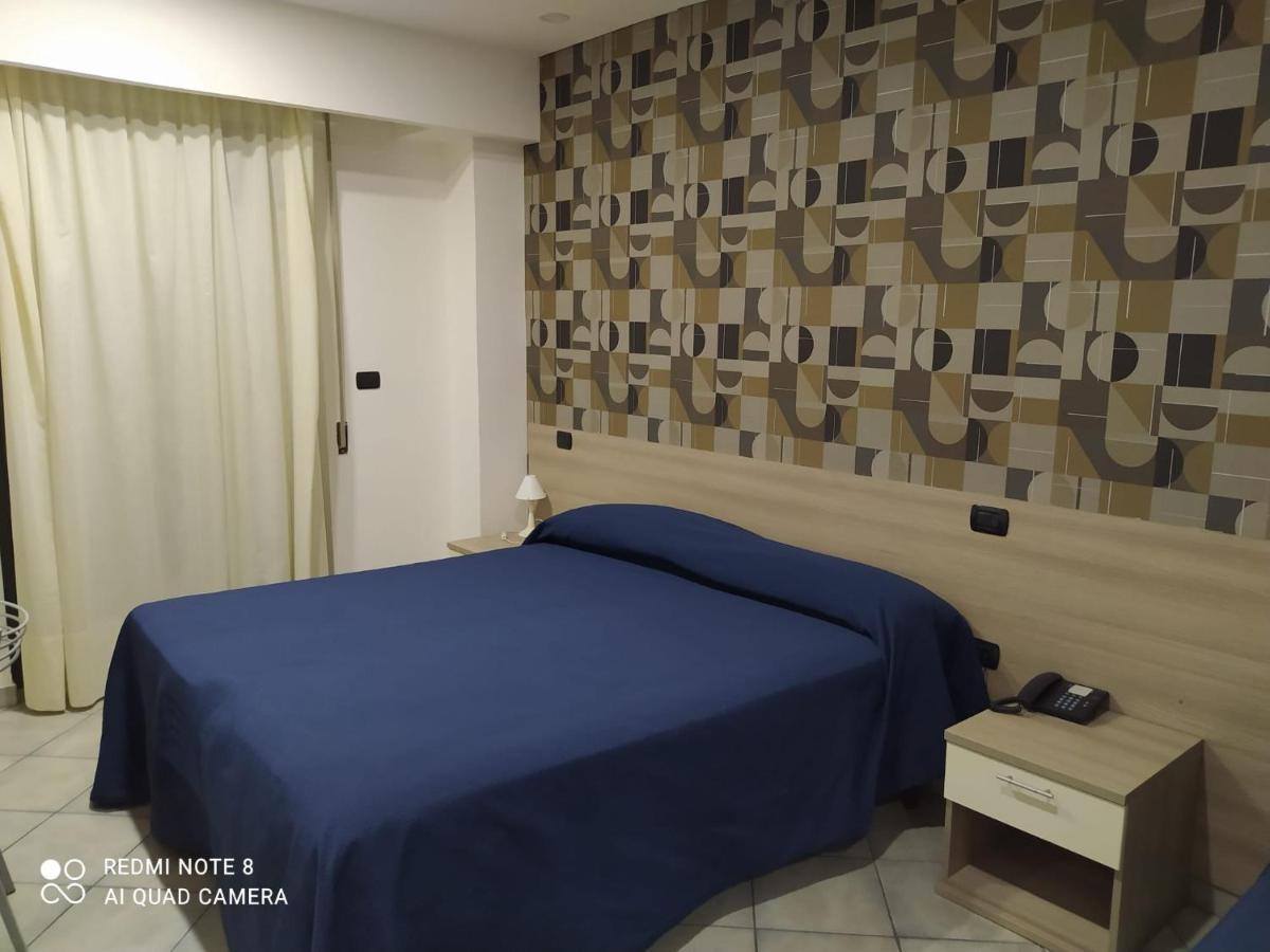 Hotel Poseidon Corigliano Calabro Exterior photo