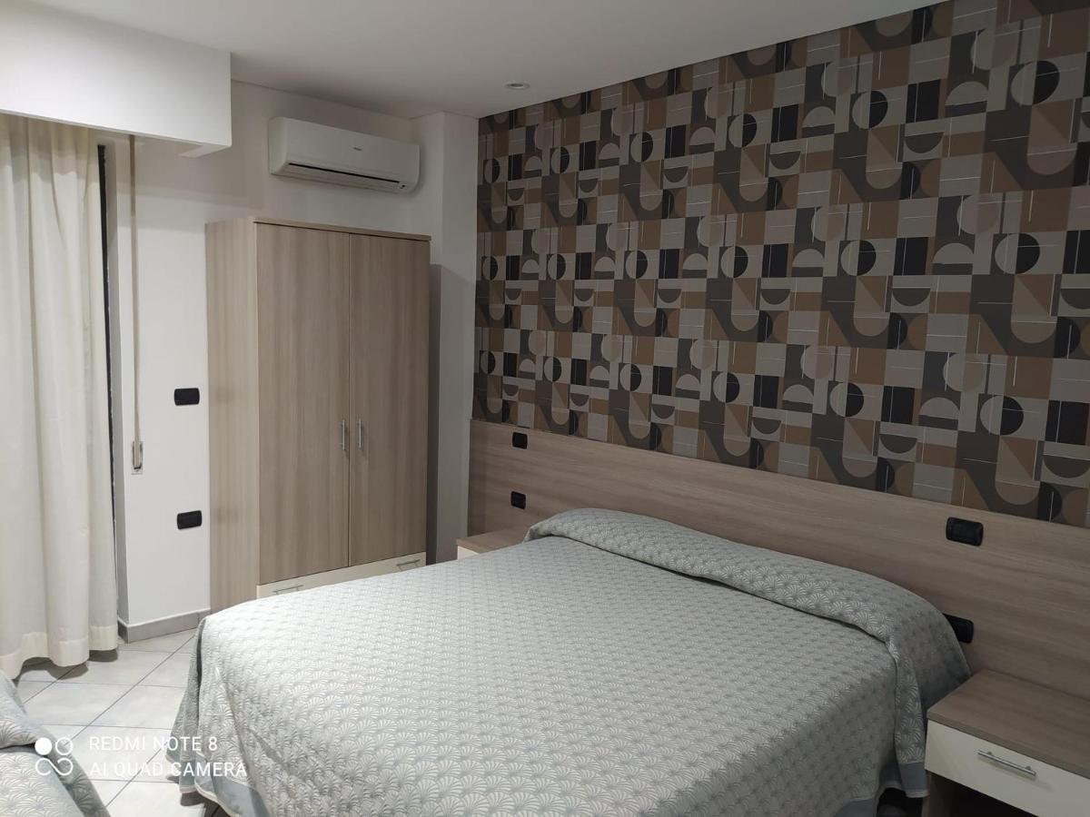 Hotel Poseidon Corigliano Calabro Exterior photo